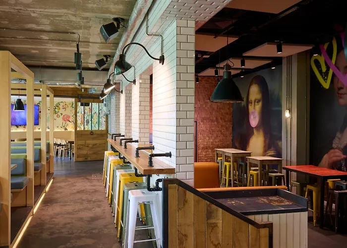 GENERATOR HOSTEL PARIS